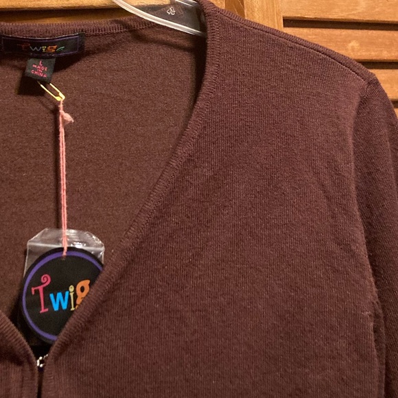 Twiga Brown V-Neck Cardigan with Ties on the Sleeves - Picture 6 of 14